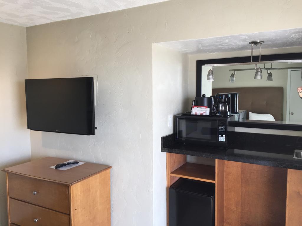 Surfer Beach Hotel San Diego Bagian luar foto